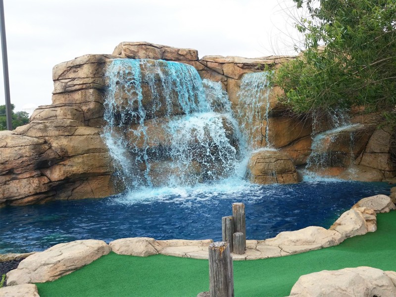 Aloha Falls Miniature Golf