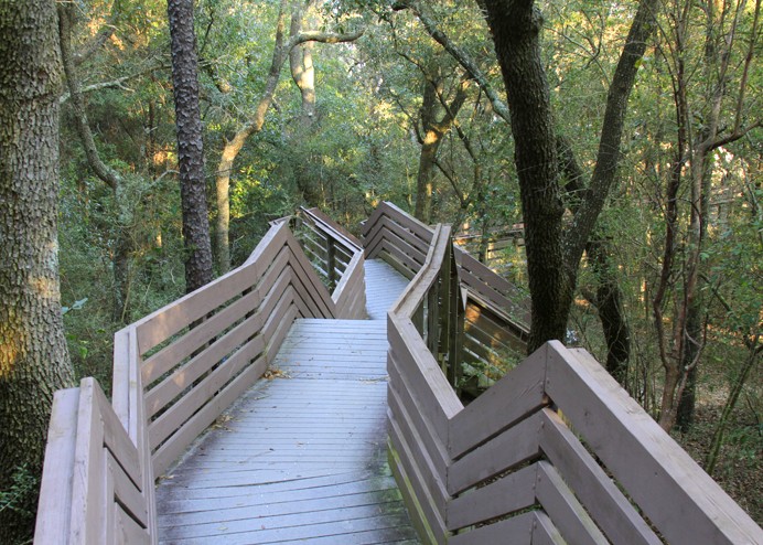 Bay Bluffs Park