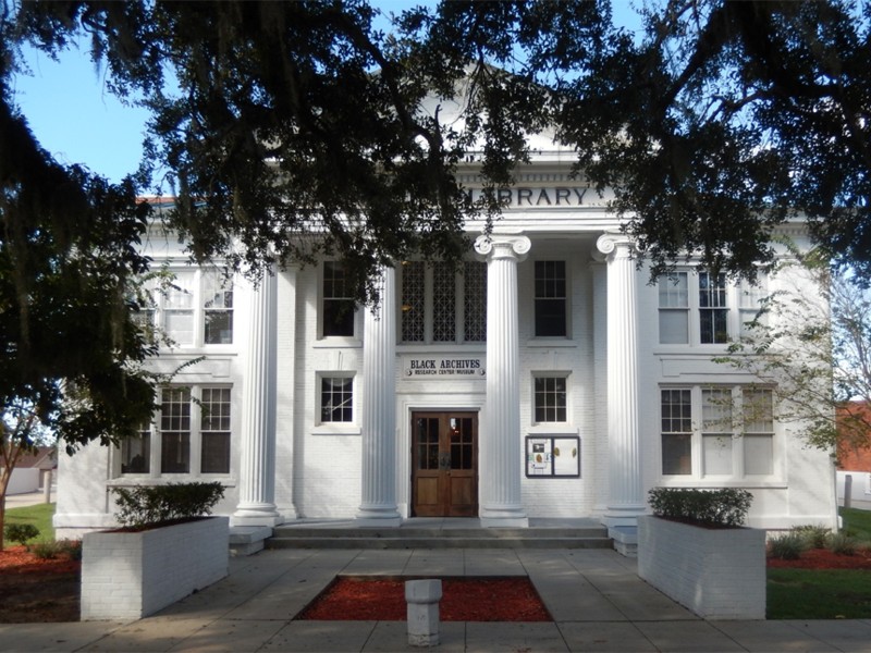 Meek-Eaton Black Archives Research Center and Museum